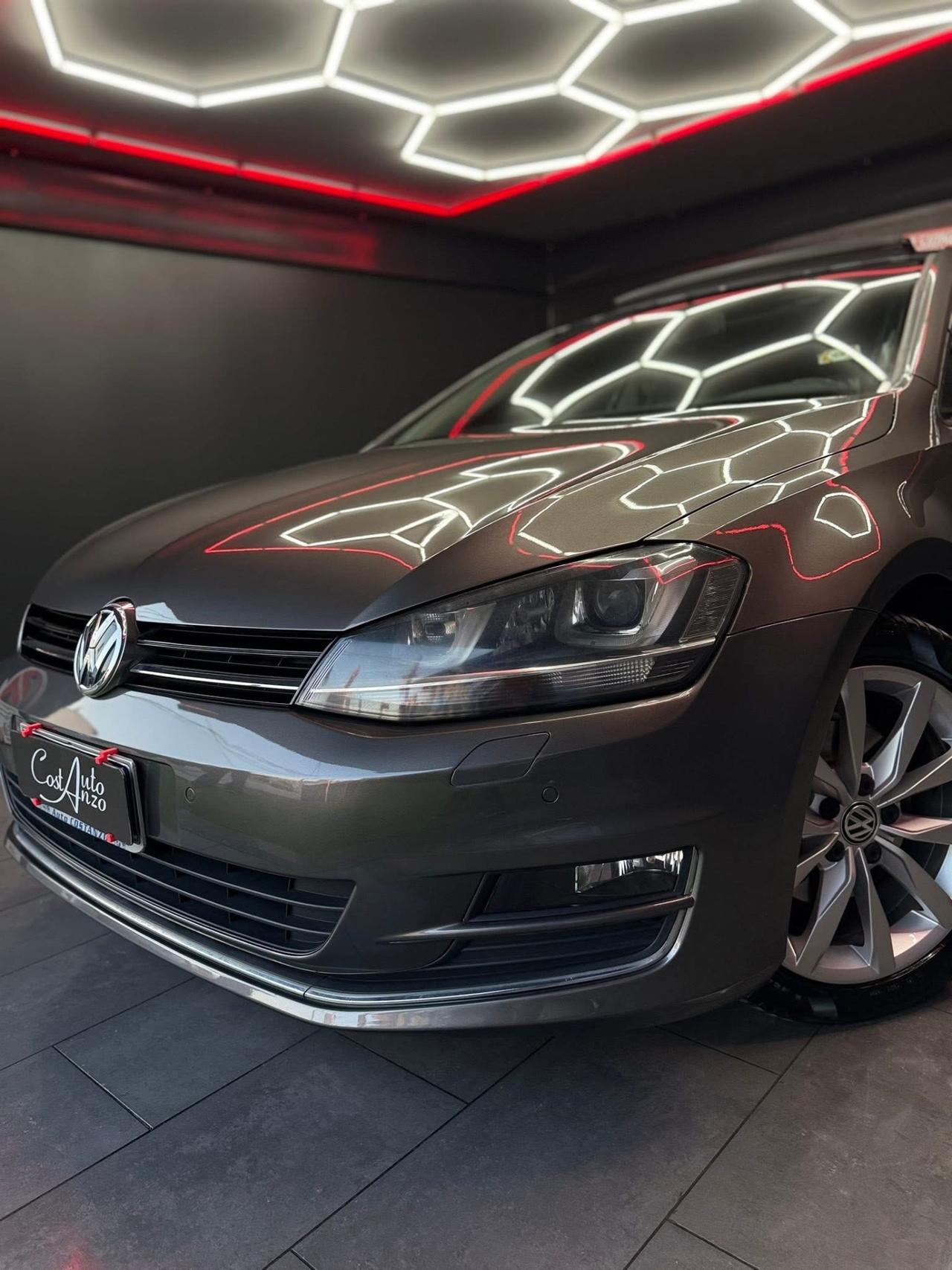 Volkswagen Golf 2.0 TDI DSG 150 CV TETTO . Highline BlueMotion Technology