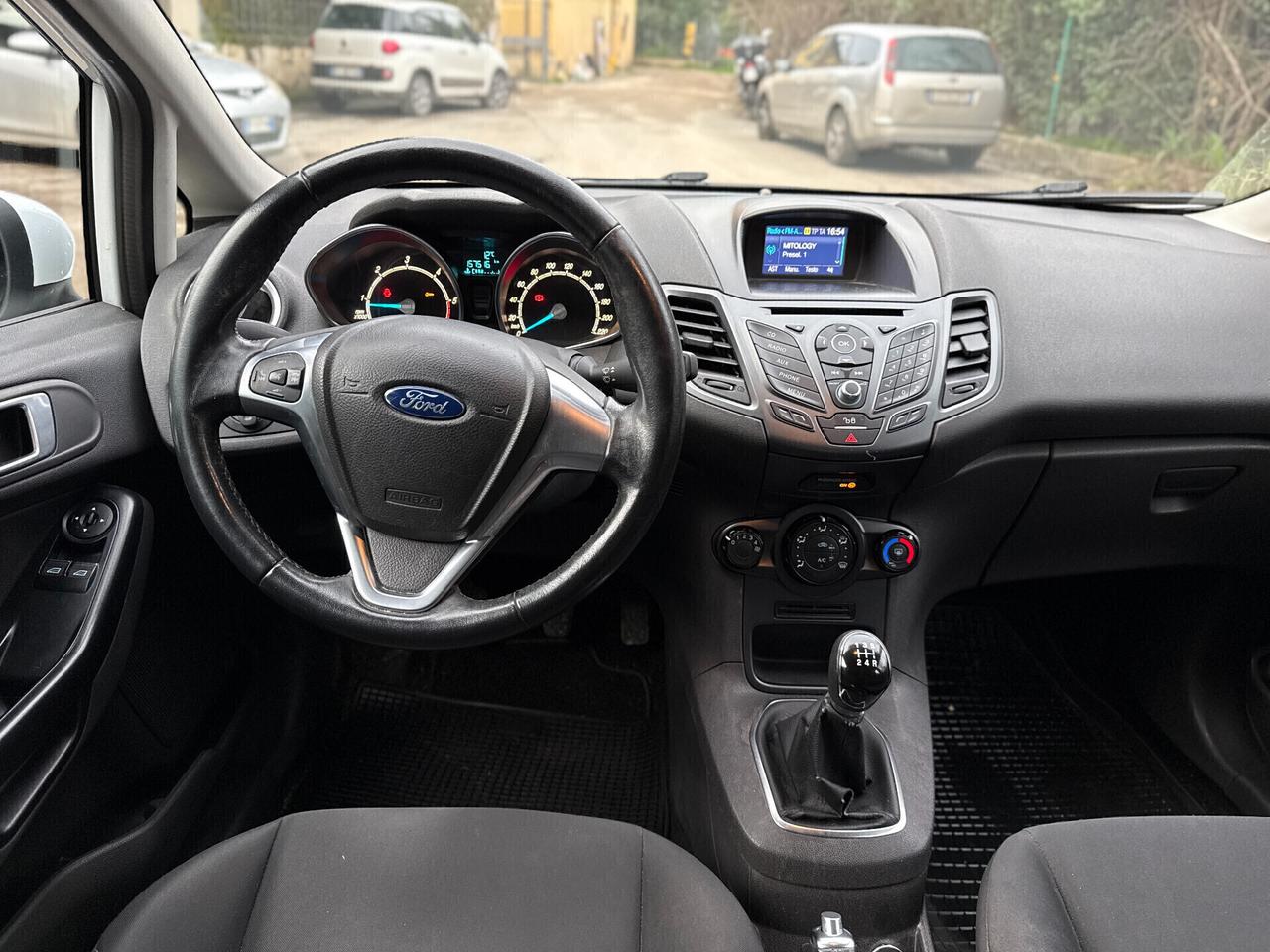 Ford Fiesta 1.5 TDCi 75CV 5 porte Business