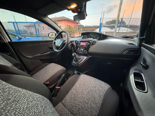 LANCIA Ypsilon 1.0 FireFly 5 porte S&S Hybrid *OK NEOPATENTATI*