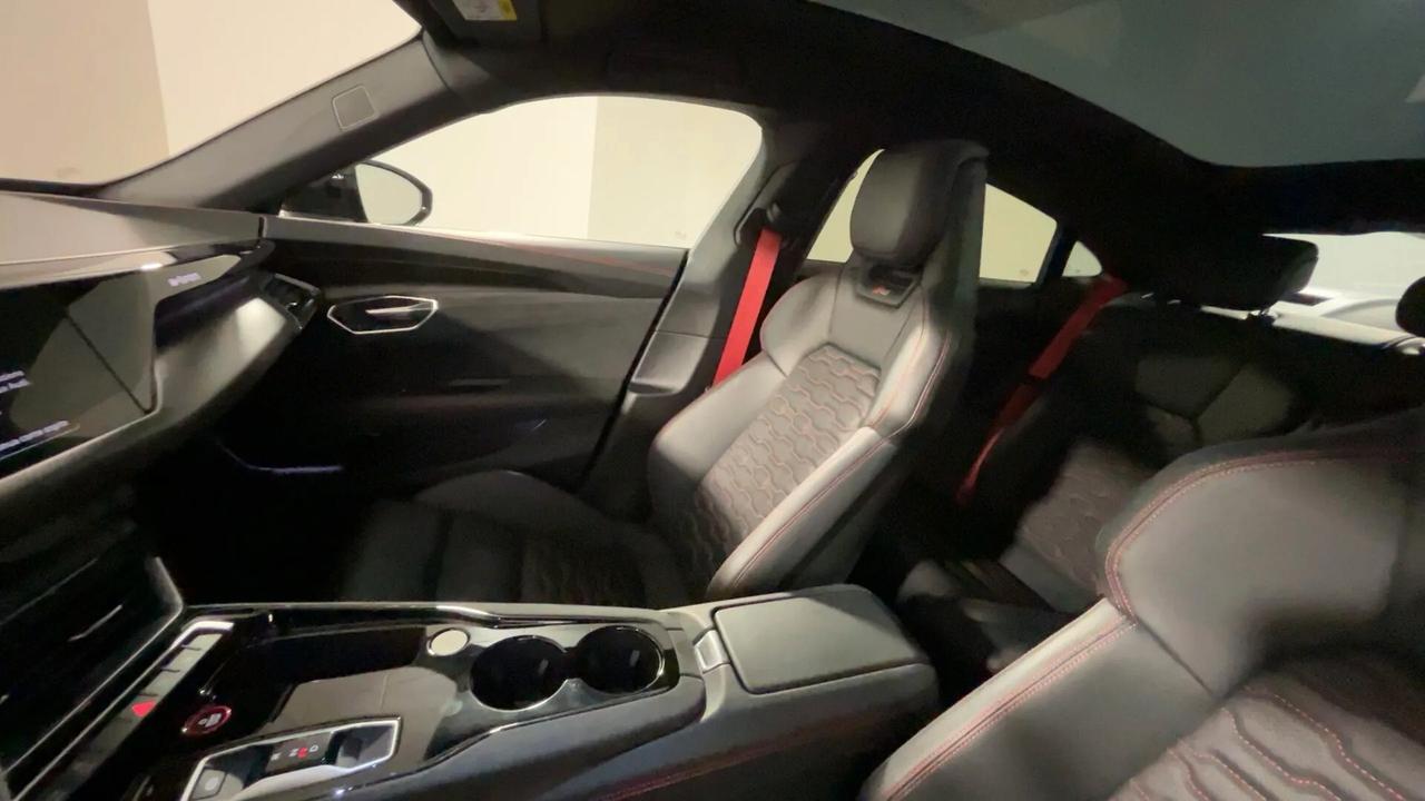 Audi E-tron GT RS quattro