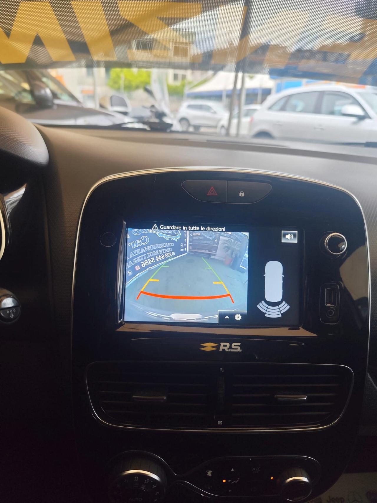 Renault Clio Sporter TCe 12V 90 CV Moschino Intens