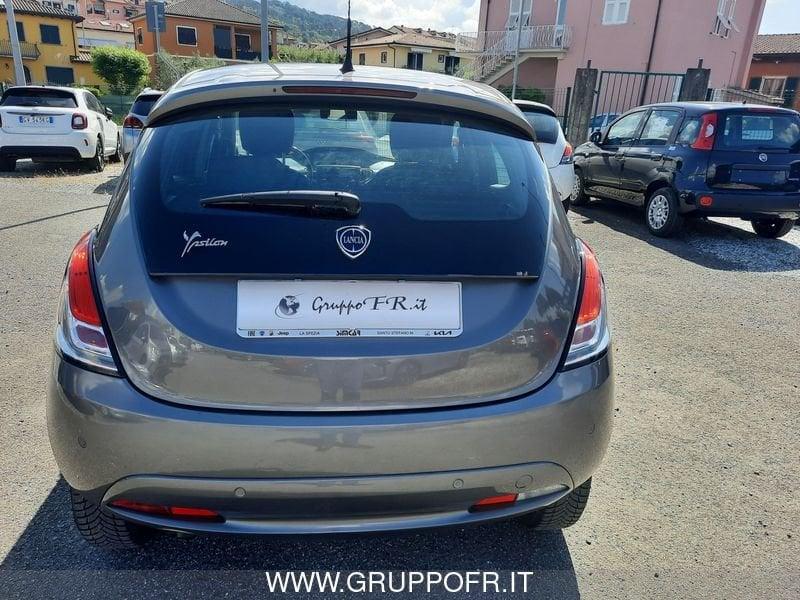 Lancia Ypsilon 0.9 TwinAir 85 CV 5 porte Metano Ecochic Gold