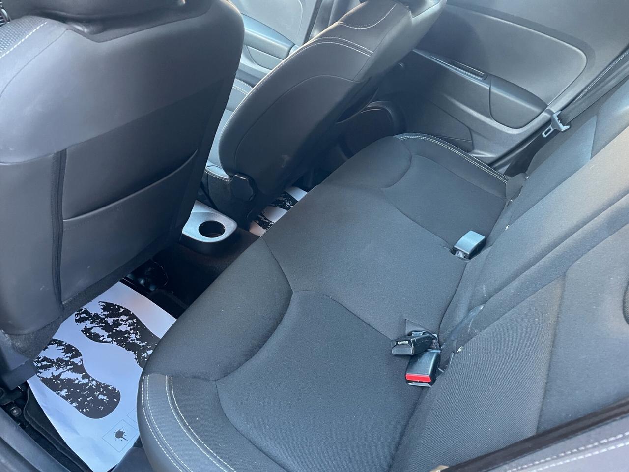 Renault Clio NEOPATENTATI - GPL