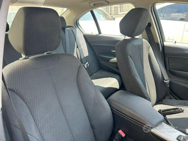 Bmw serie 3 318d Business Aut.