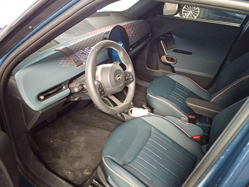 Mini Mini Aceman All-Electric E Favoured