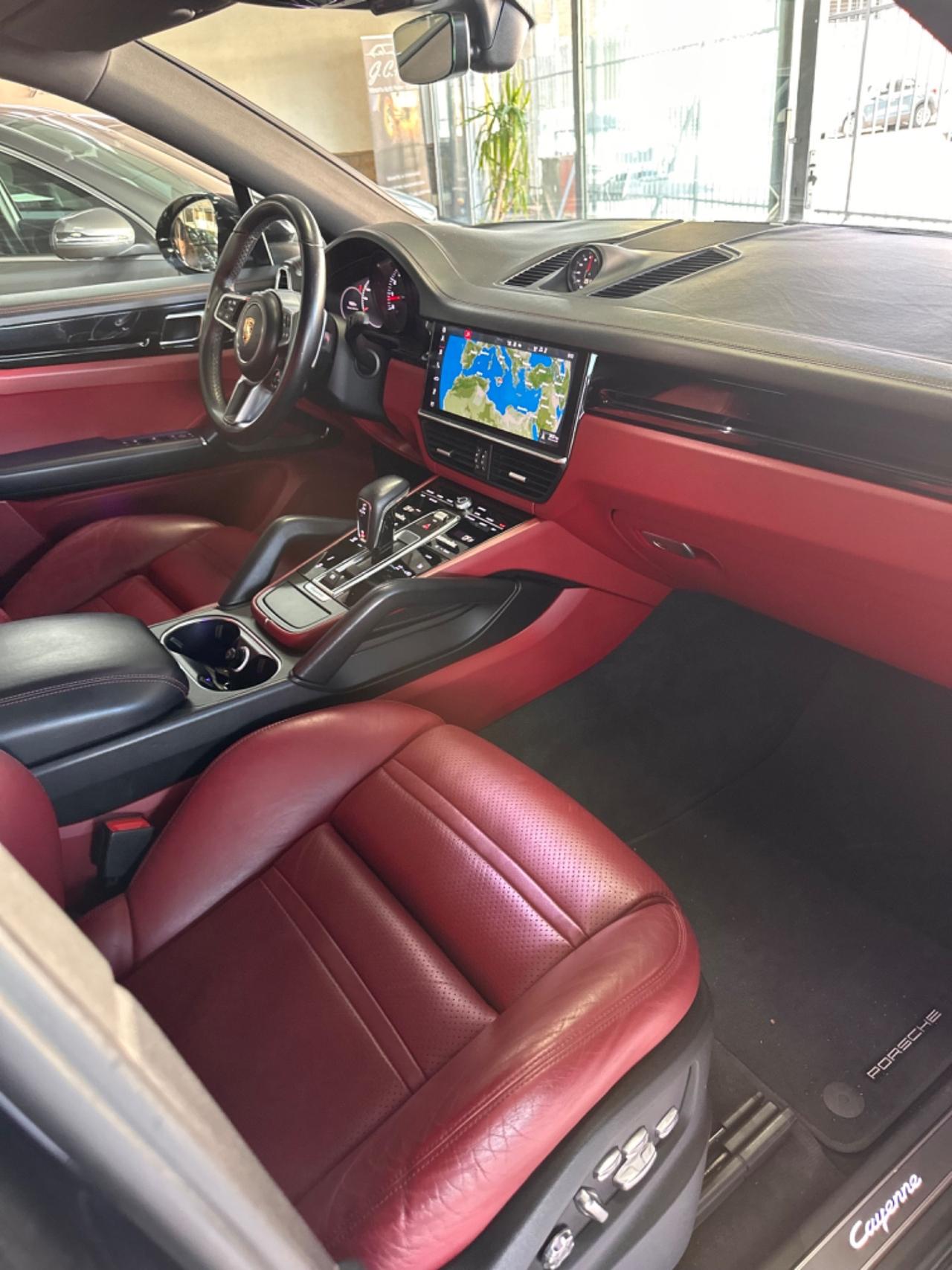 Porsche Cayenne Coupé 3.0 V6