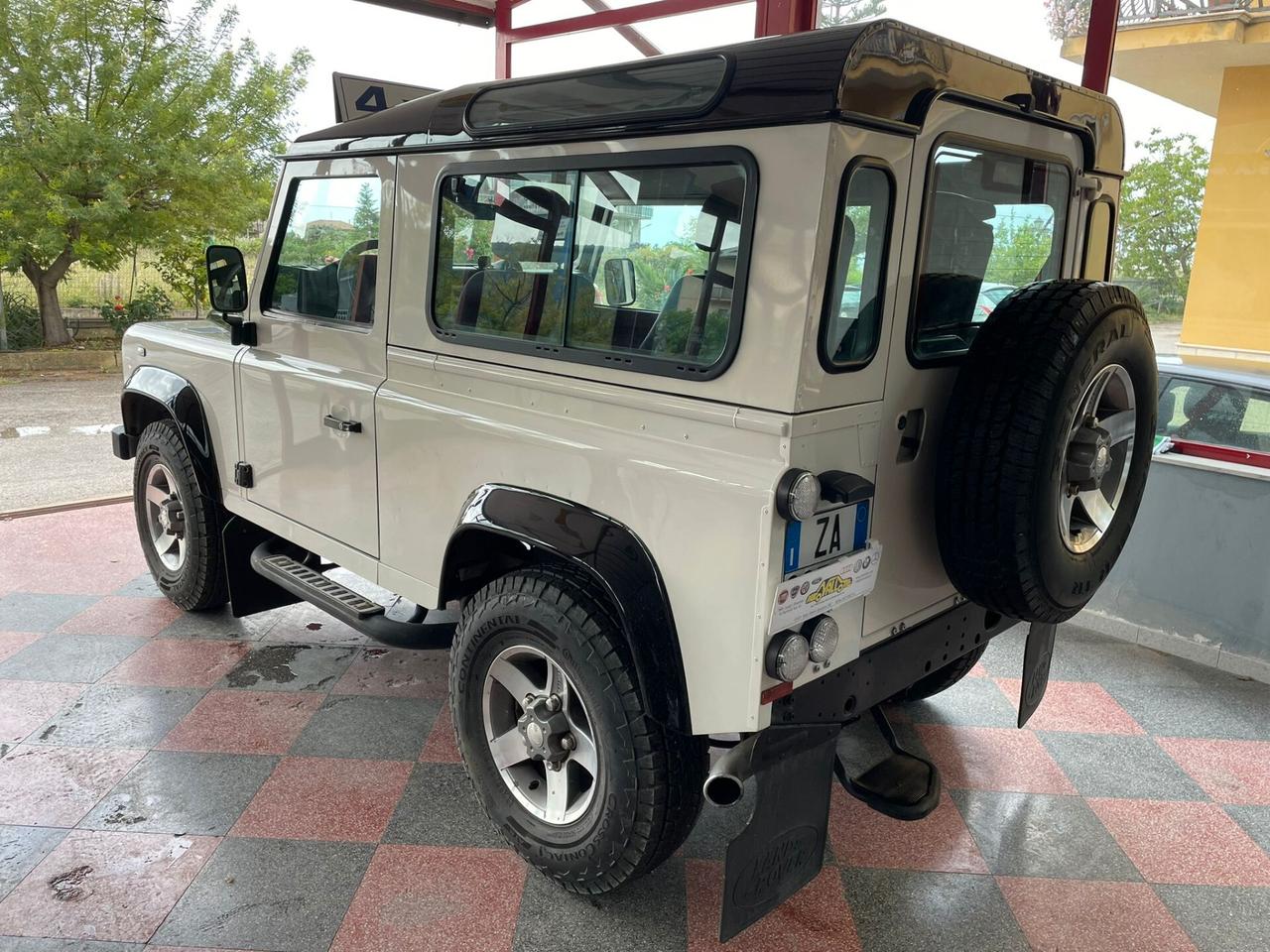 Land Rover Defender 90 2.4 TD4 Serie Limitata Power Uranus