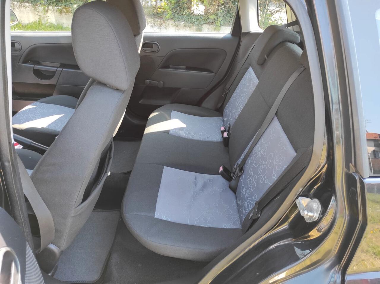 Ford Fiesta 1.2 16V 5p. Ghia GPL