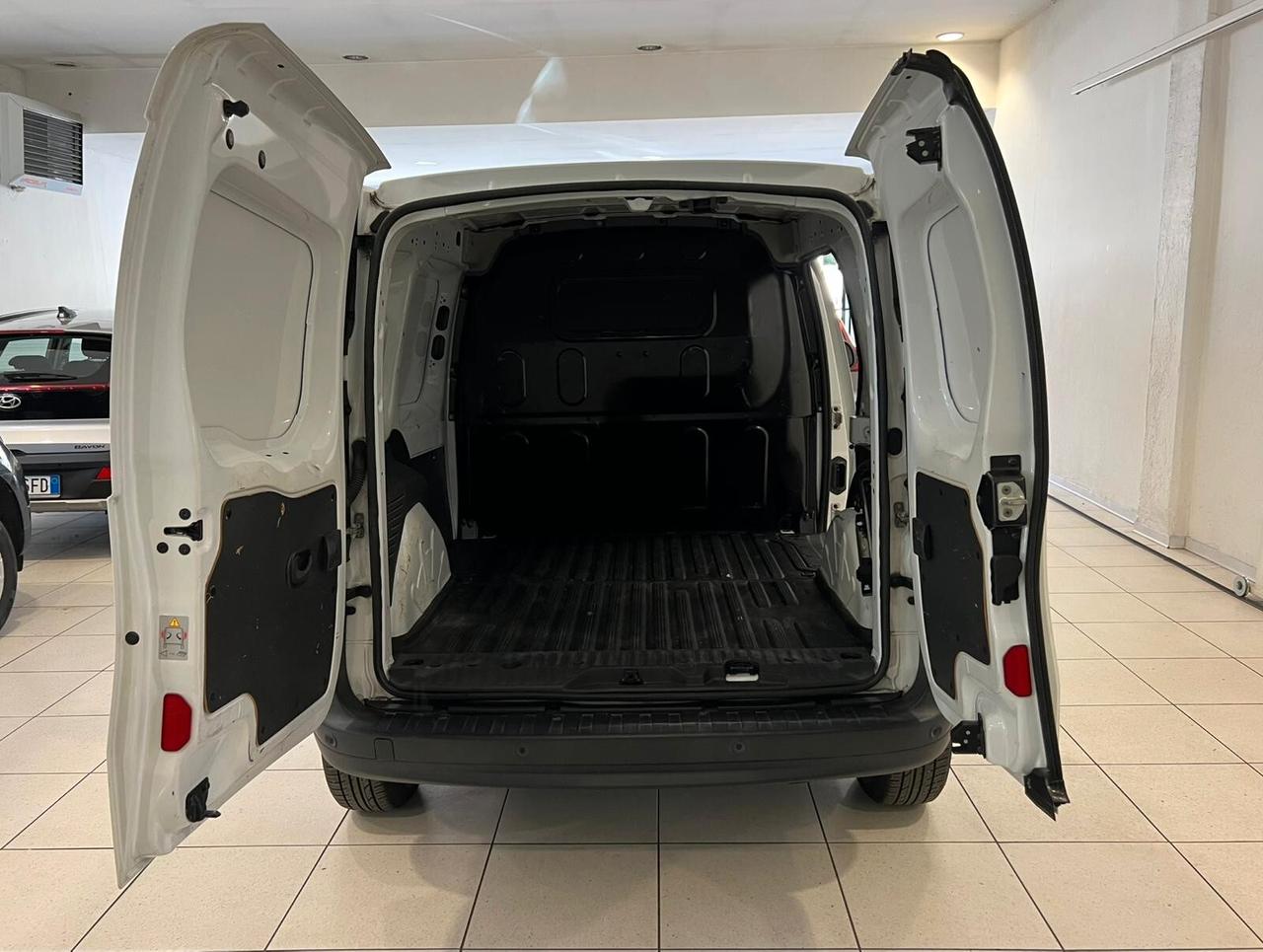 Renault Kangoo Blue dCi 95CV Express Furgone Ice 2021