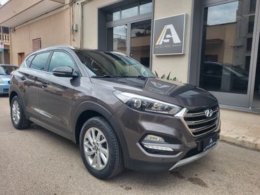 Hyundai Tucson 1.7 CRDi Comfort Retrocam. Navy Sedili Risc..