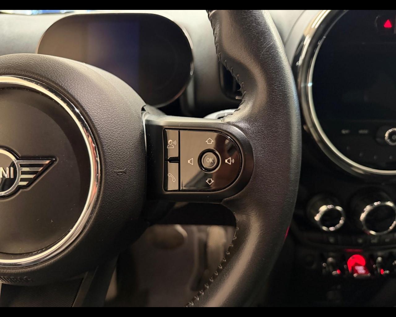 MINI Mini Countrym.(F60) - Mini 1.5 One D Business Countryman