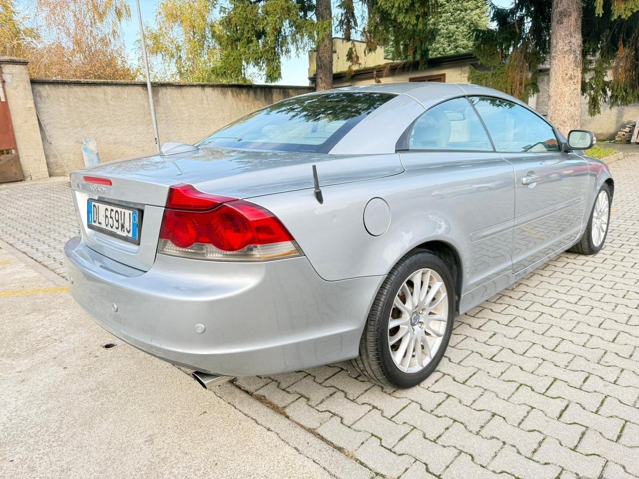 Volvo C70 2.4 D5 20V cabrio