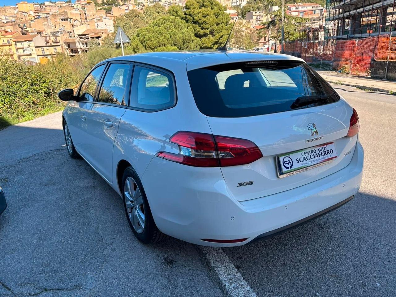 Peugeot 308 BlueHDi 100 S&S SW Active