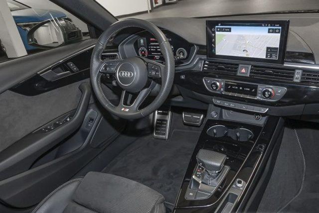 AUDI A4 Avant 40 TDI quattro S tronic S line edition