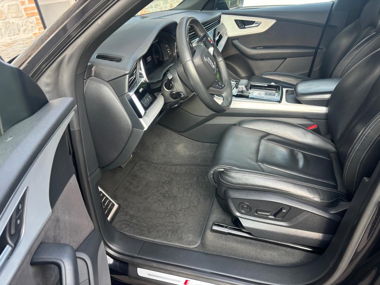 Audi Q8 50 TDI 286 CV quattro tiptronic S-LINE