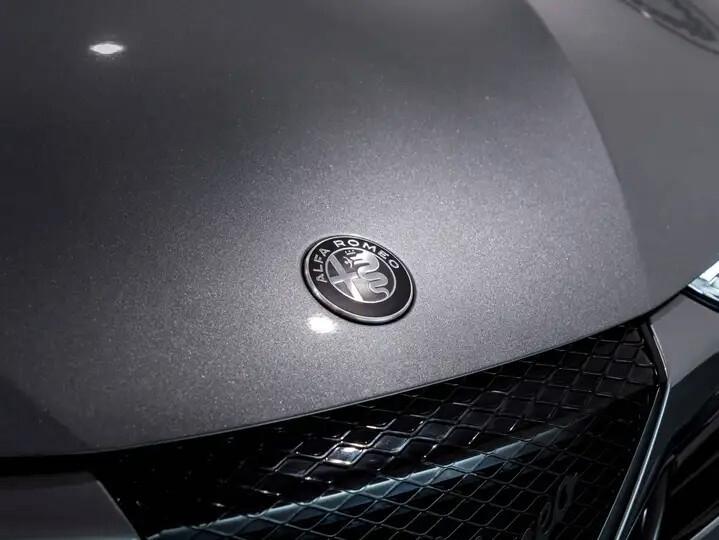 Alfa Romeo Junior 1.2 145 CV Hybrid eDCT6 Q4