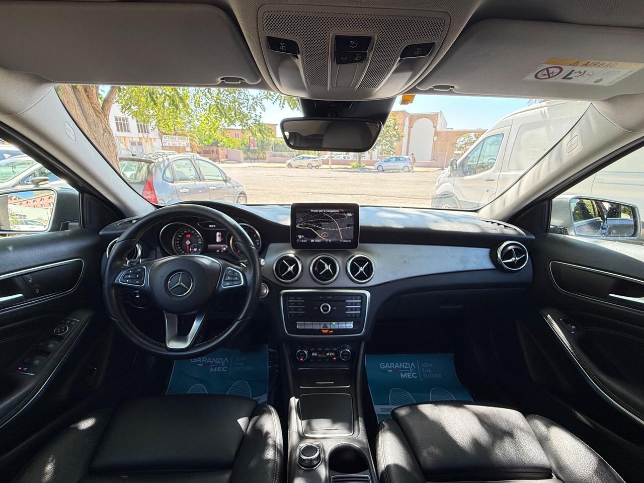 Mercedes GLA 180d SPORT Automatic