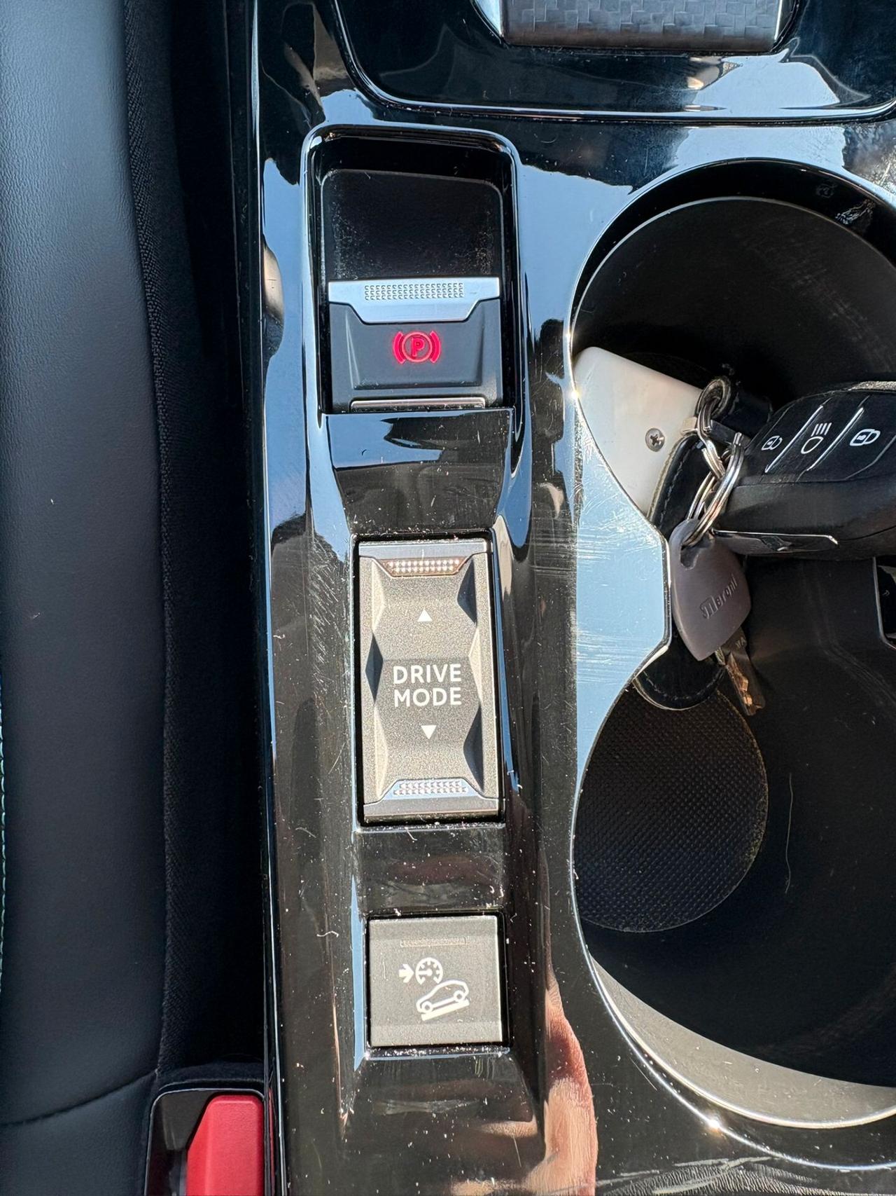 PEUGEOT 2008 1.5 BLUEHDI GT LINE