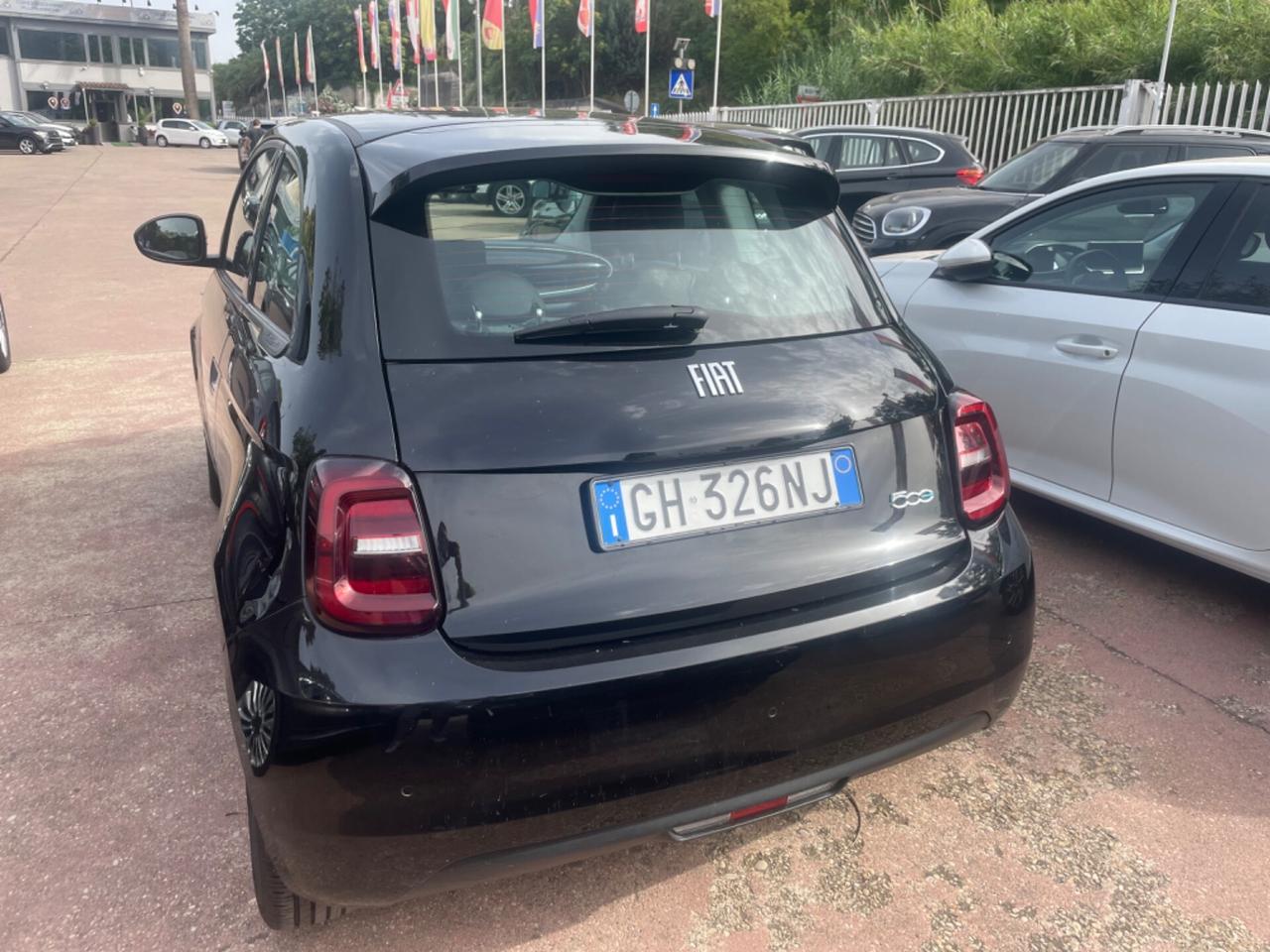 Fiat 500 Icon Berlina 42 kWh