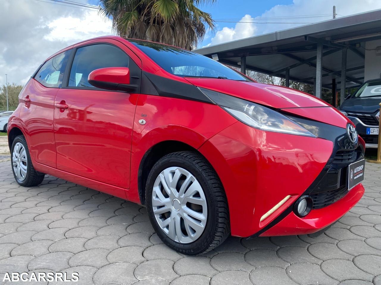 TOYOTA - Aygo - 1.0 VVT-i 69 CV x-play - UNIPRO. -