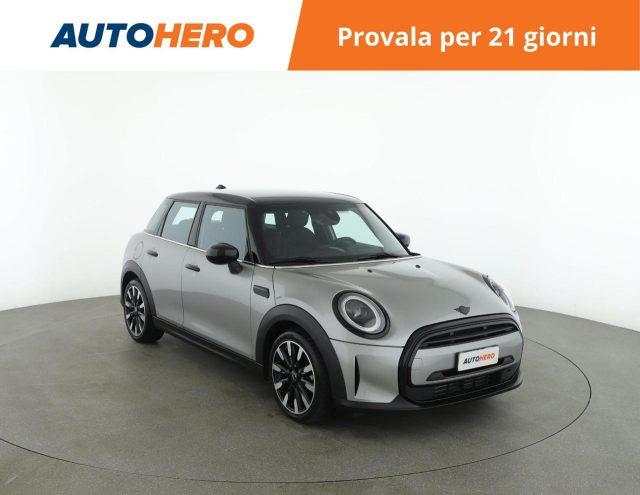 MINI Cooper 1.5 Cooper Essential 5 porte