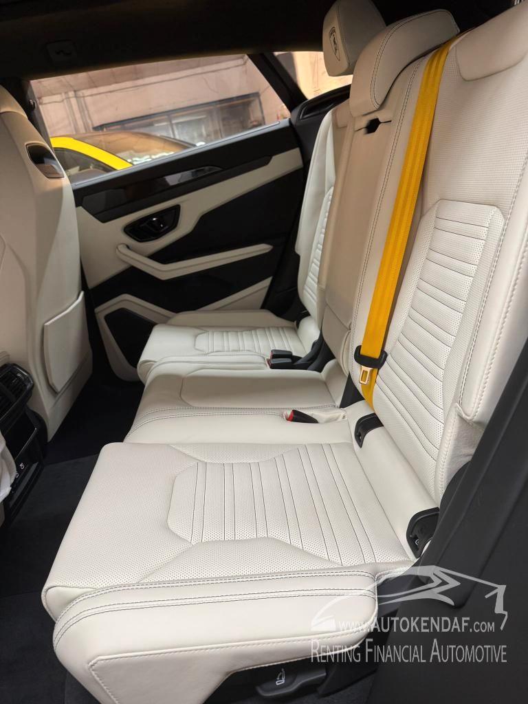 Lamborghini Urus 4.0 V8 phev SE auto