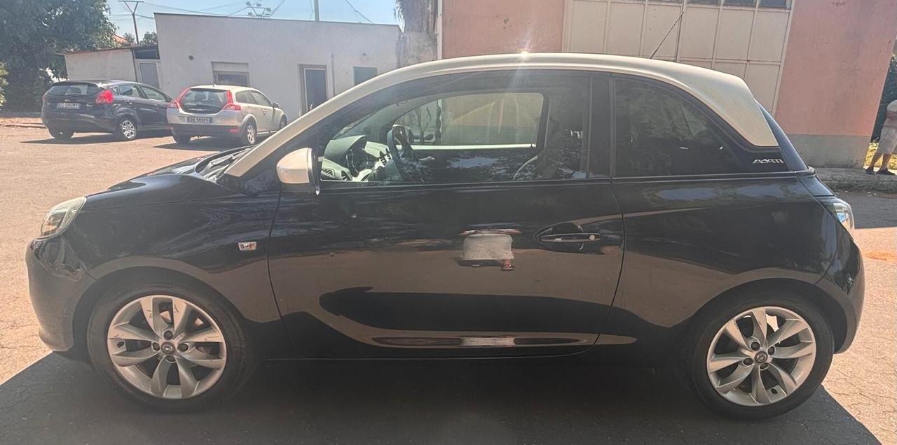 Opel Adam 1.2 70 CV White/Black Link