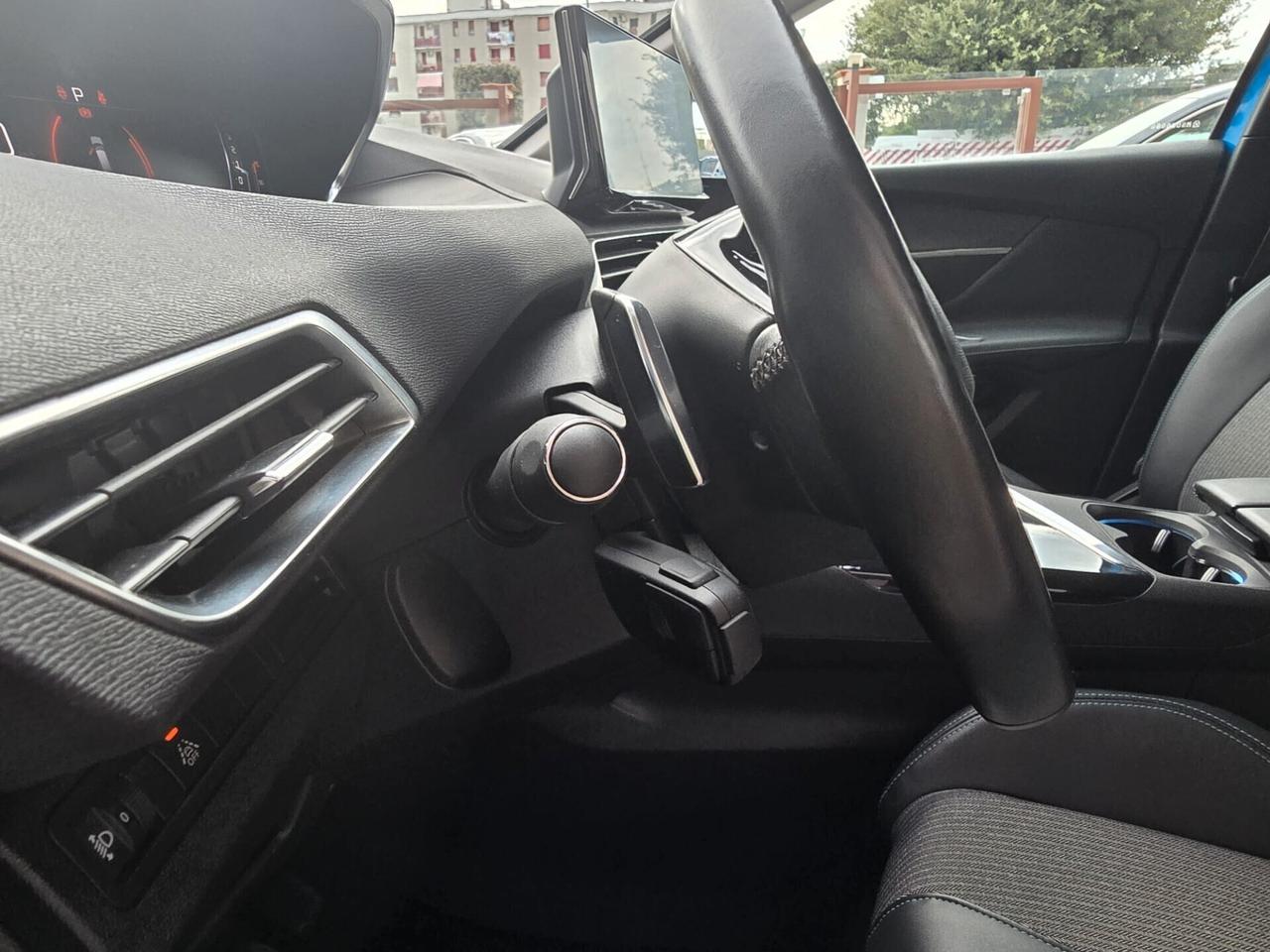 Peugeot 3008 BlueHDi 130 S&S Allure pack