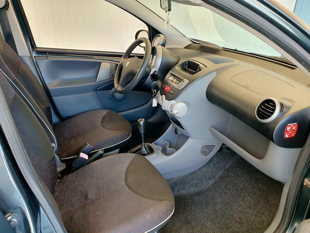 Peugeot 107 1.0 BENZ - 5 PORTE - 2009 - KM. 174.000
