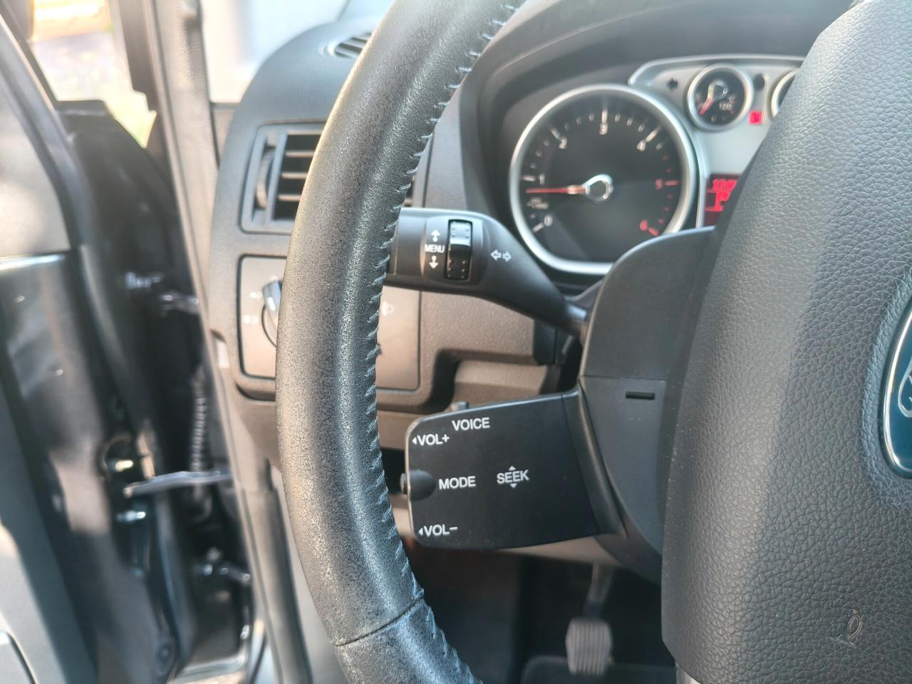 Ford Kuga 2.0 TDCi 4WD SOLO 128.000 KM