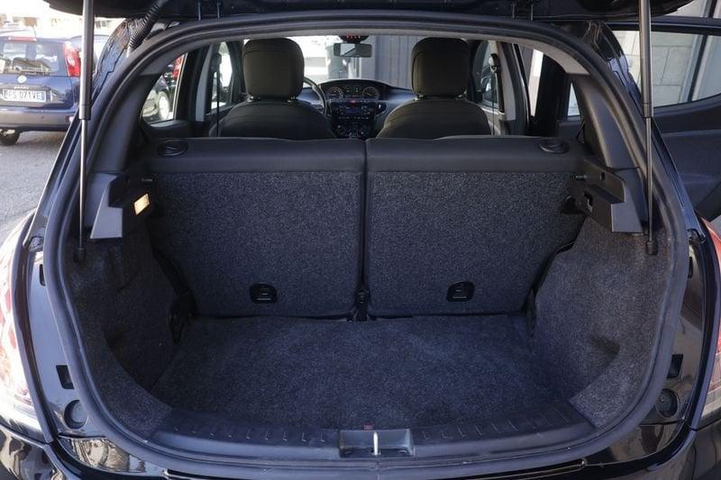 Lancia Ypsilon Lancia Ypsilon 1.0 FireFly 70cv Hybrid ALBERTA FERRETTI 51KW ANNO 2022