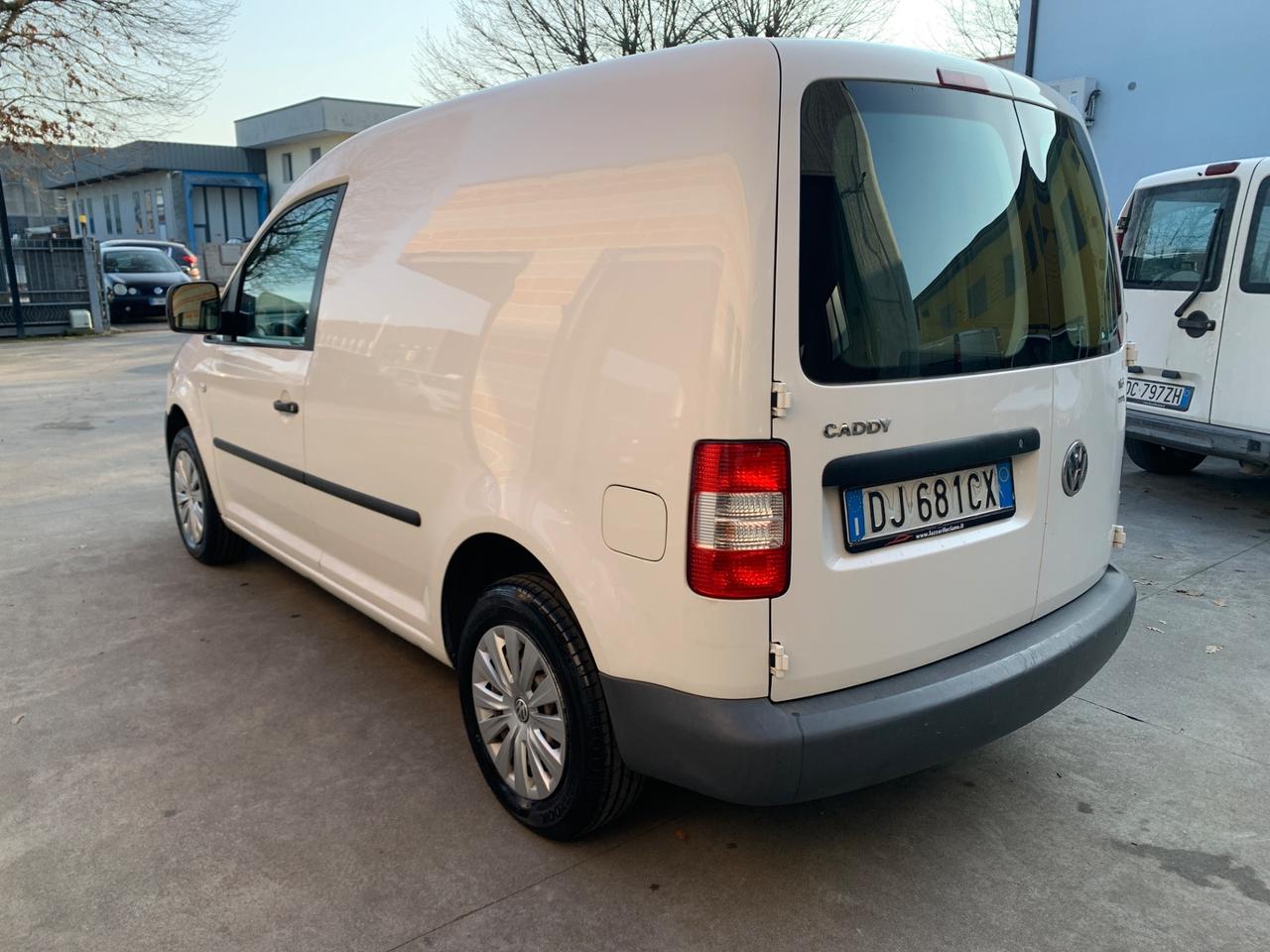 Volkswagen Caddy 1.6 4p. Van