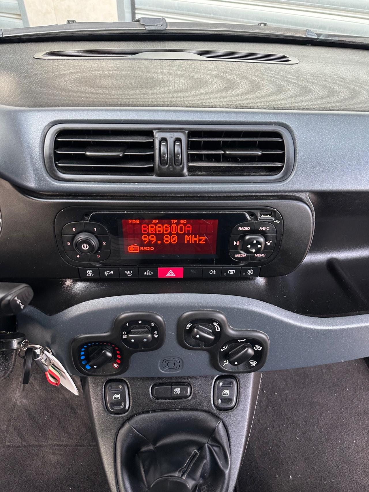 Fiat Panda 1.2 benzina 69cv Pop