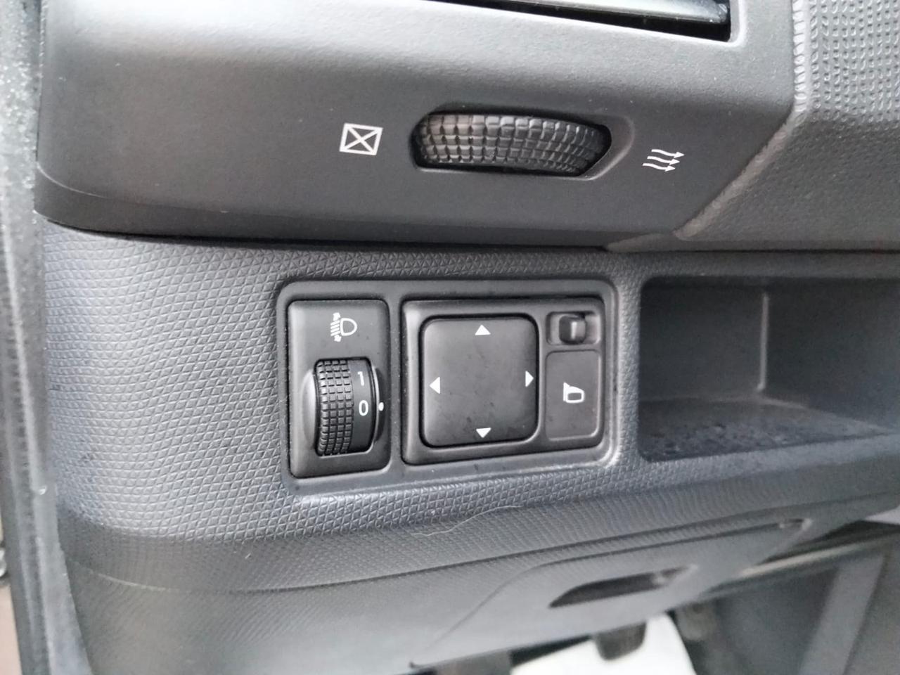 Nissan Micra 1.2 16V 80Cv 5 porte Clima*Aux*Neopatentati