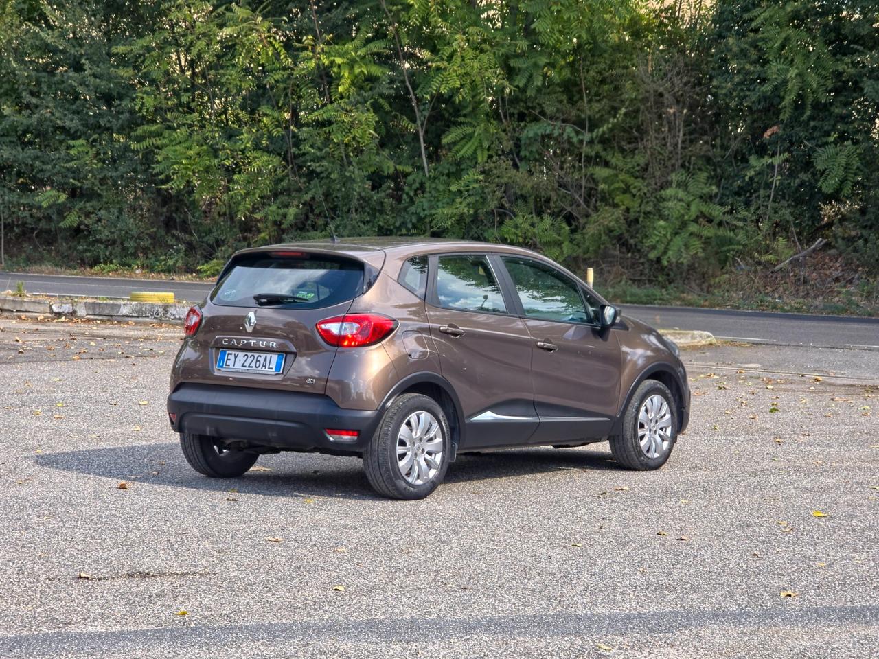 Renault Captur 1.5 dCi 8V 90 CV Start&Stop Energy R-Link E5B Manuale NEO 2014