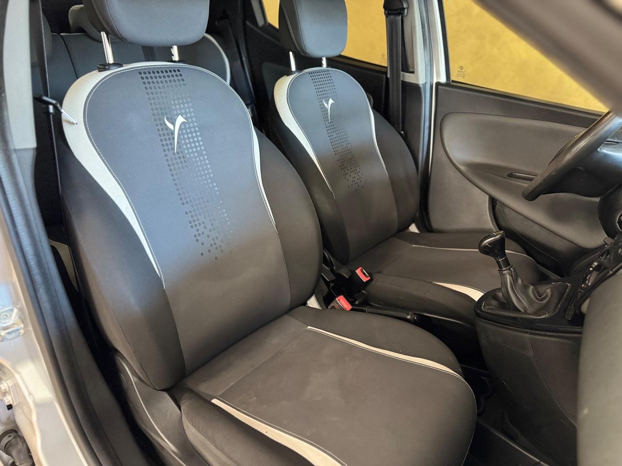 Lancia Ypsilon 1.3 MJT 16V 95 CV 5 porte S&S Platinum