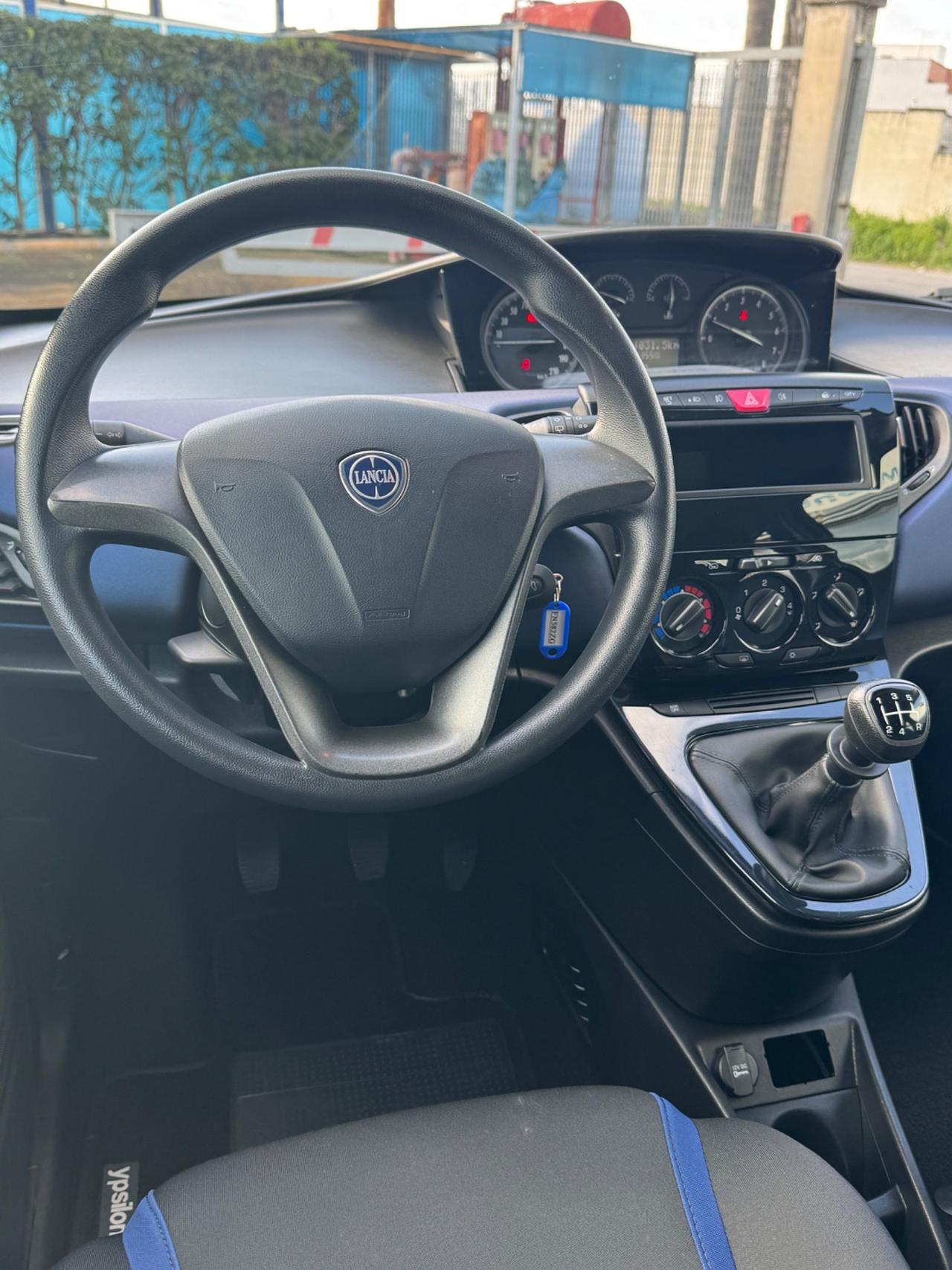 Lancia Ypsilon 1.2 BENZINA