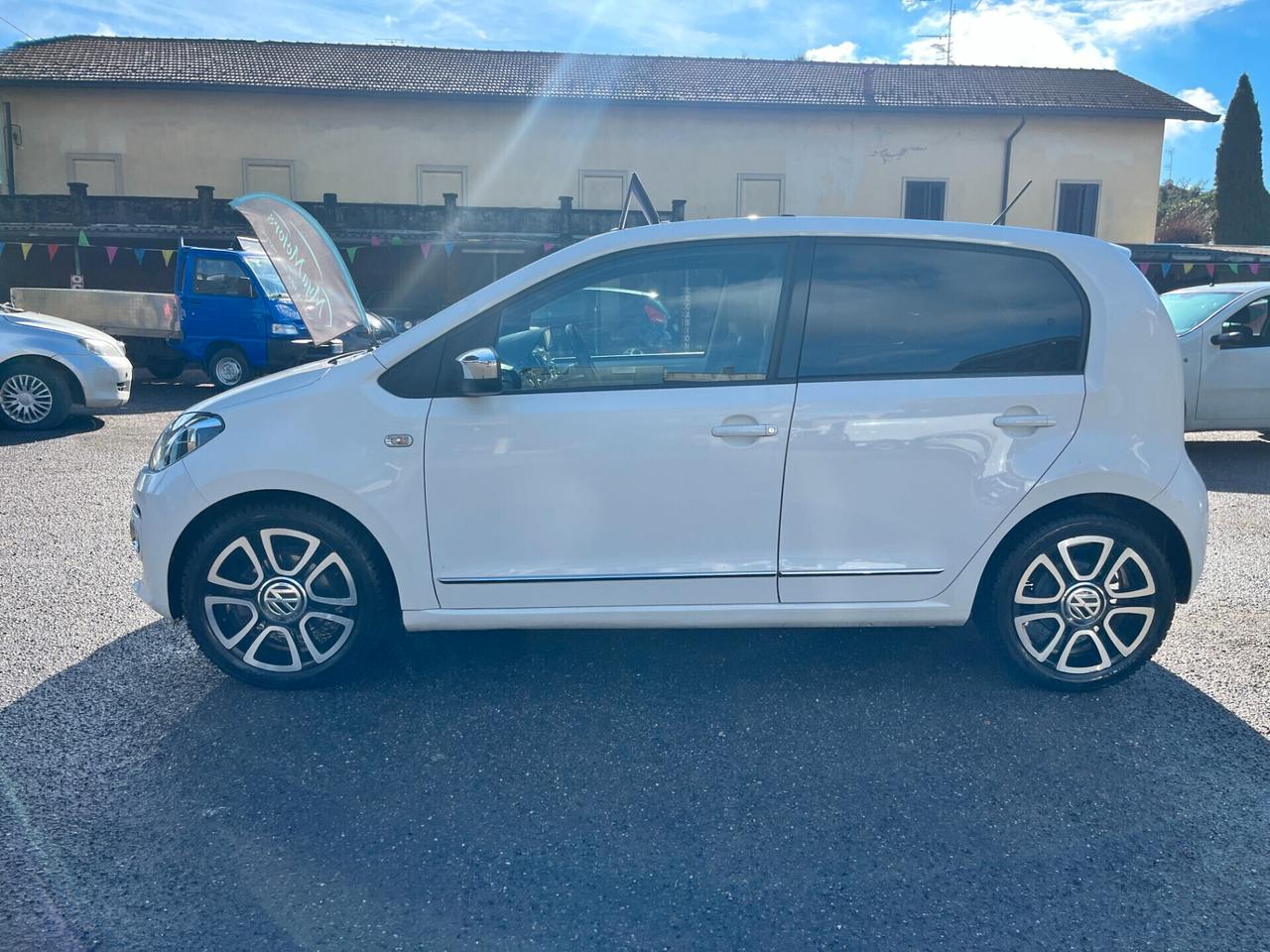 Volkswagen up! 1.0 75 CV 5p. high