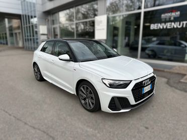 Audi A1 Sportback 30 TFSI S line edition