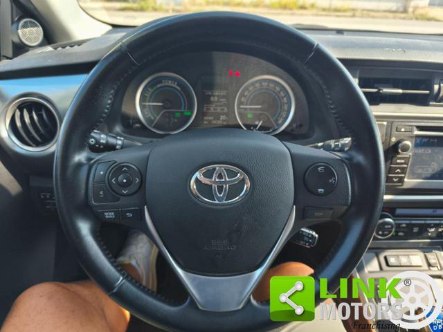 TOYOTA Auris 1.8 Hybrid Lounge