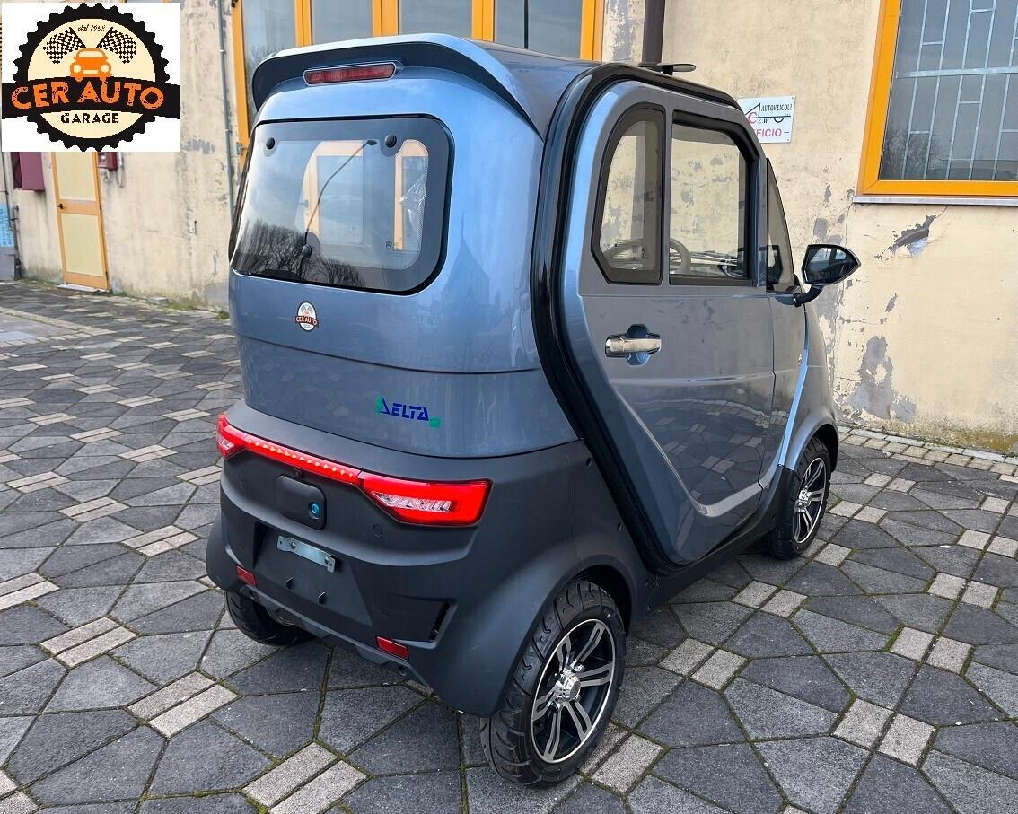 DELTA2 scooter cabinato per anziani/disabili microcar minicar