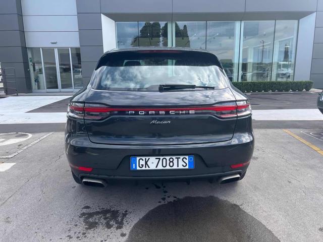 PORSCHE Macan 2.0