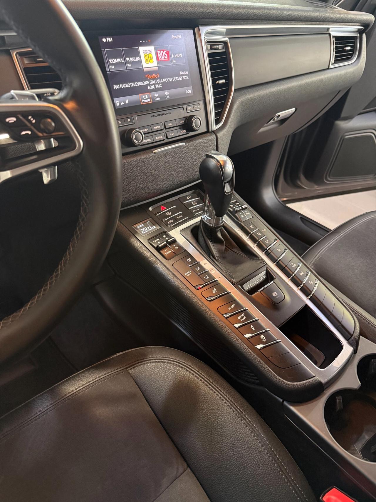 Porsche Macan 2.0 252cv pdk