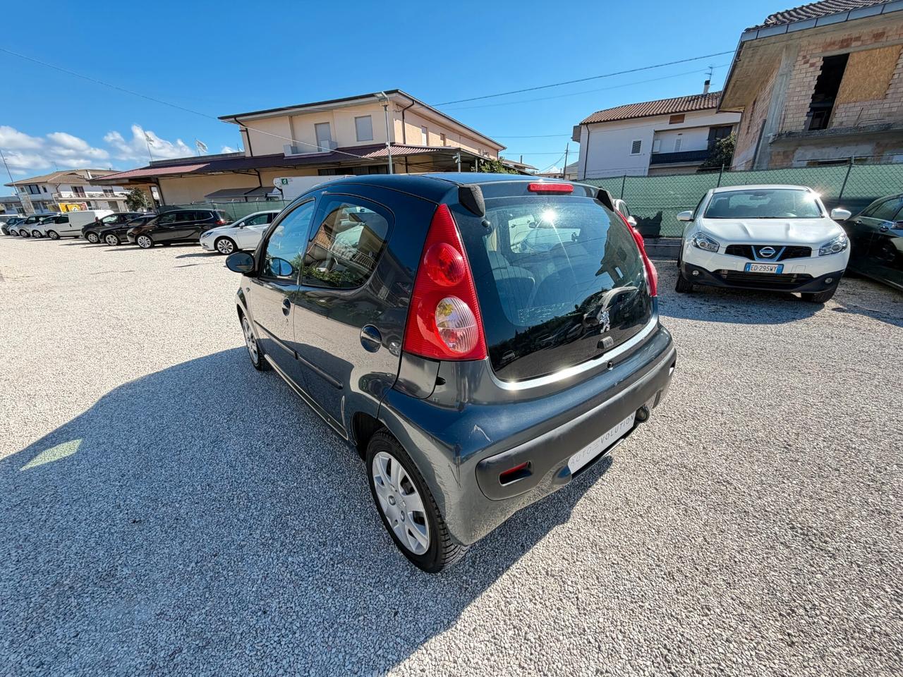 Peugeot 107 1.0 68CV 5p. Sweet Years 238.717 km