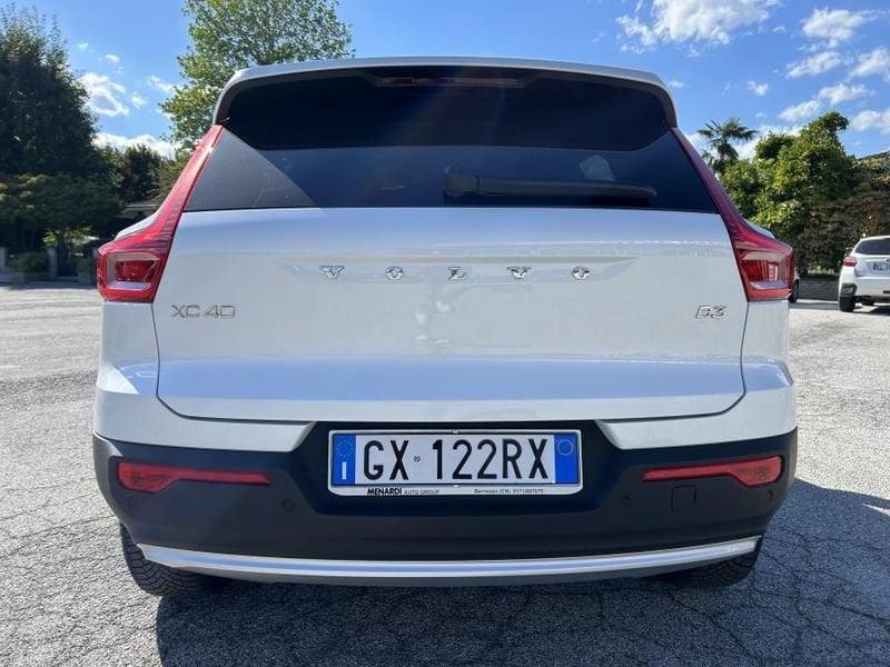 Volvo XC40 B3 automatico Essential 12.485 KM!! PARI NUOVO