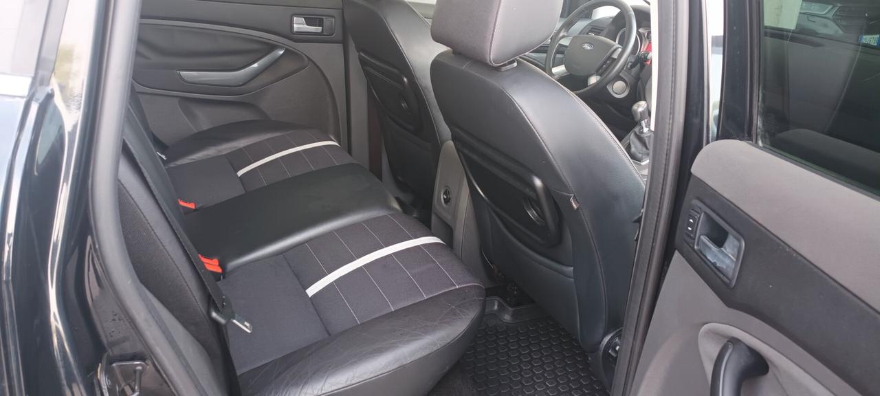 Ford Kuga 2.0 TDCi 136 CV 4WD Titanium DPF