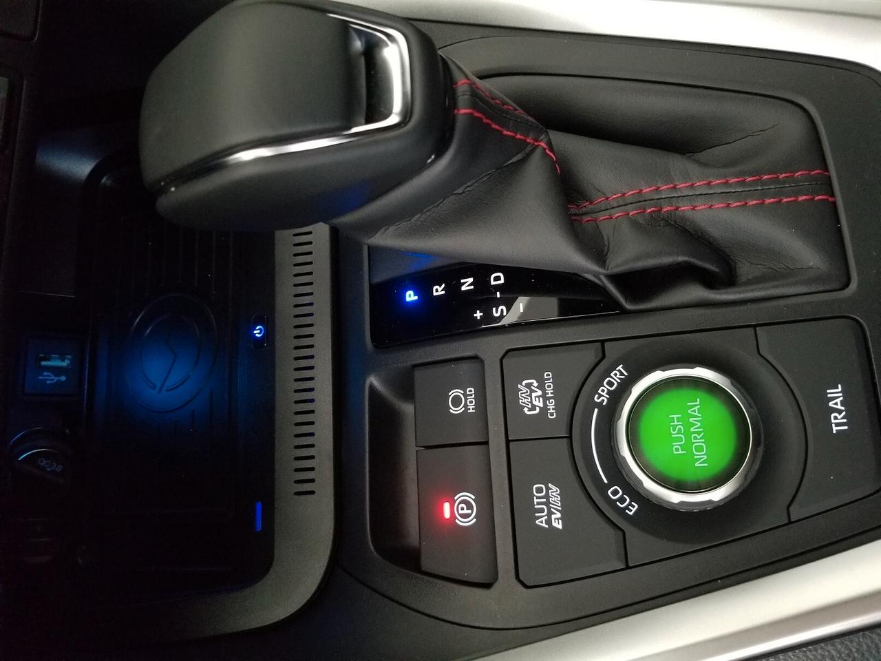 Suzuki Across Across 2.5 Plug-in Hybrid E-CVT 4WD Top