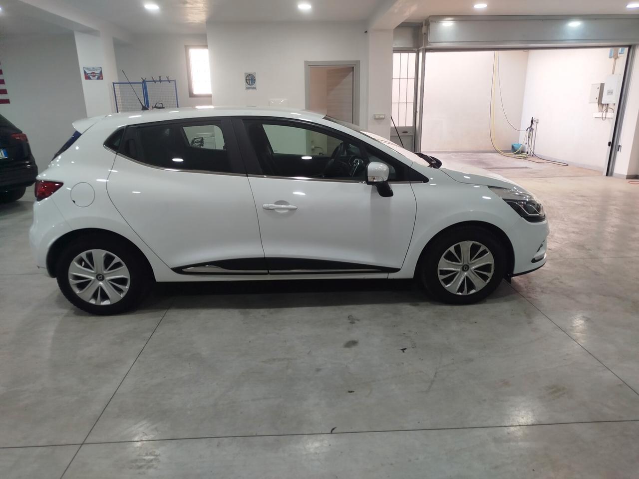 Renault Clio dCi 8V 75 CV Start&Stop 5 porte Energy Intens