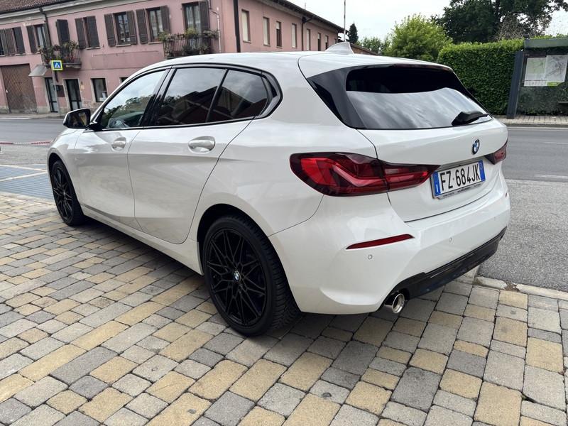 BMW 118 i Advantage 140cv auto FULL LED-NAVI-18"