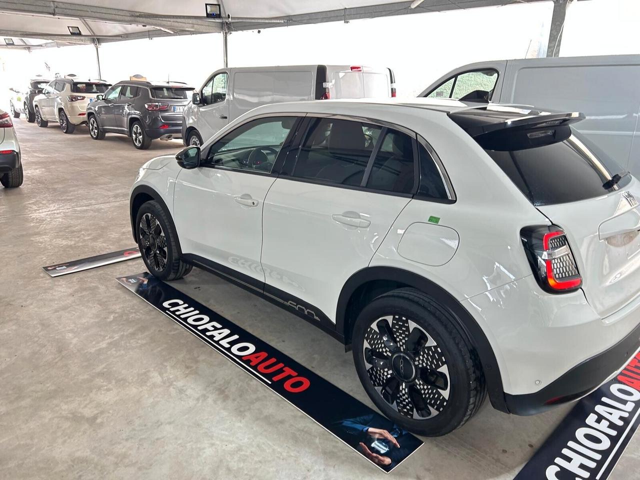 Fiat 600 Hybrid 100 CV DCT MHEV La Prima